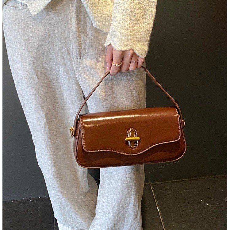 حقيبة حفاضات كبيرة السعة مقاوم - مراجعة Backpack Diaper Bag وسعره